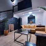 Riad Luminous Oasis